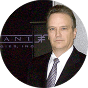 Joe T. Evans, Jr., propietario de Radiant Technology